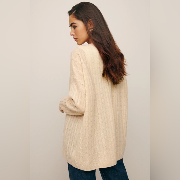 Reformation Giusta Oversized Cashmere Cardigan - Picture 2 of 8
